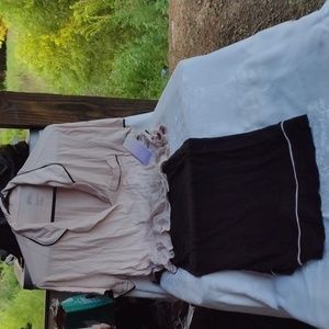 NWT-Ladies Sz: L Blk& Cream Short Sleeve Knit Pajamas By Stars Above